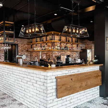 考尼维尔塔索考斯经典酒店 酒店 4*