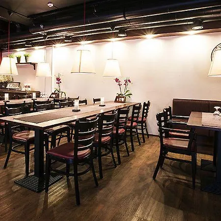 考尼维尔塔索考斯经典酒店 酒店 4*
